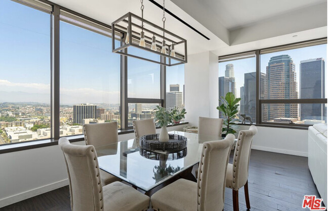 Foto del edificio - 1100 Wilshire Blvd