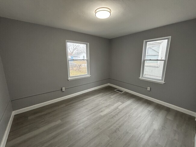 Foto del edificio - 1311 Marshall Pl