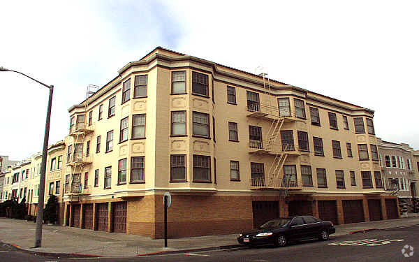 Building Photo - 2201 Francisco St