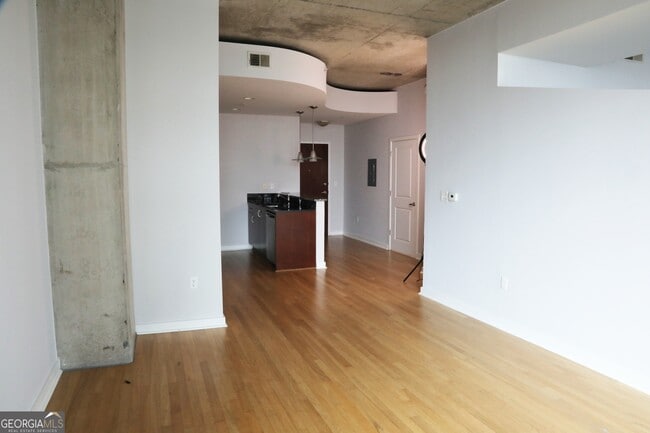 Foto del edificio - 1100 Peachtree St NE