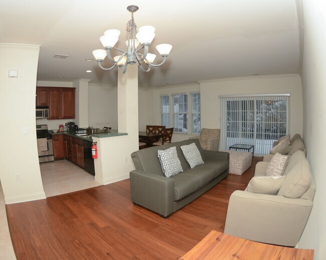 sala de estar y cocina - 176 Riverwalk Way
