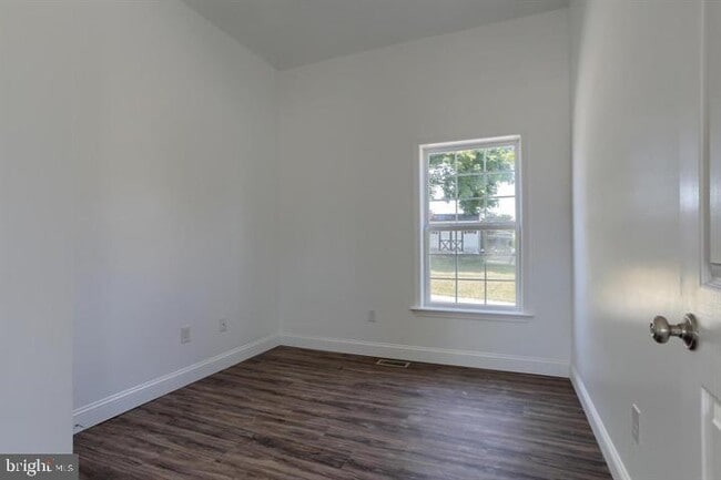 Foto del edificio - 802 Reese Ave
