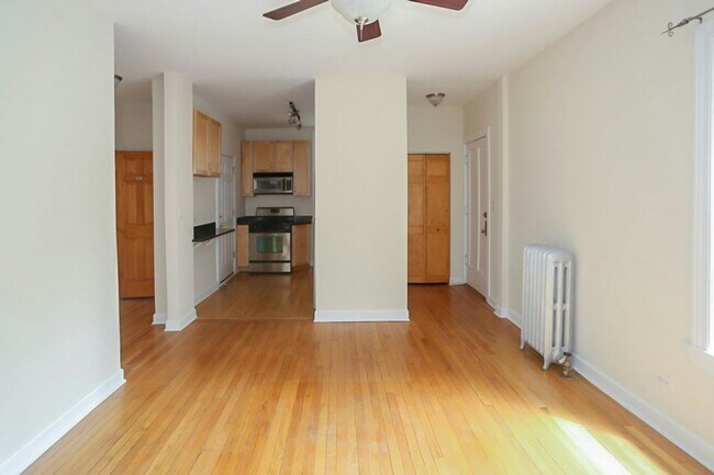 Foto del edificio - 1946-2 West Leland Avenue, Unit 2