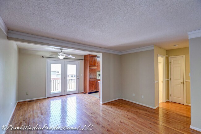 Foto del edificio - 2 Bdrm / 2 Bath, Condo - North Johnson City