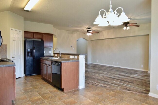 Building Photo - 109 Encina Cove