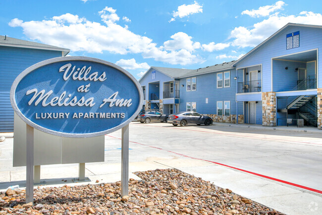 Building Photo - Villas at Melissa Ann