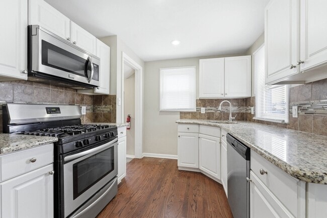 Building Photo - 4669 17th St