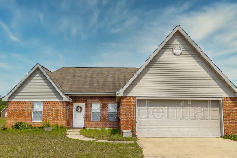 2121 Irma Cir, Ocean Springs, MS 39564 House Rental in Ocean Springs