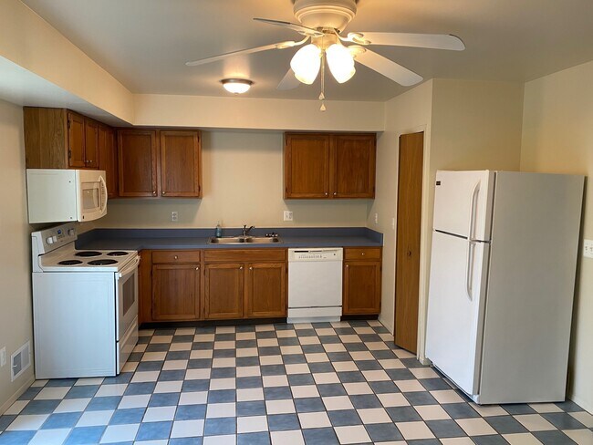 Foto del edificio - 505 Garden Lane