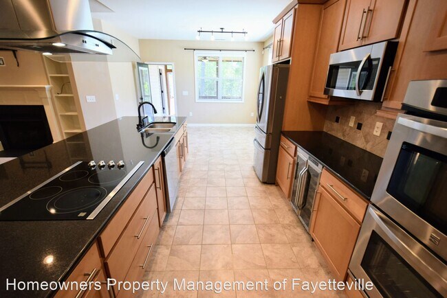 Building Photo - 3 br, 2 bath House - 479 Juno Dr