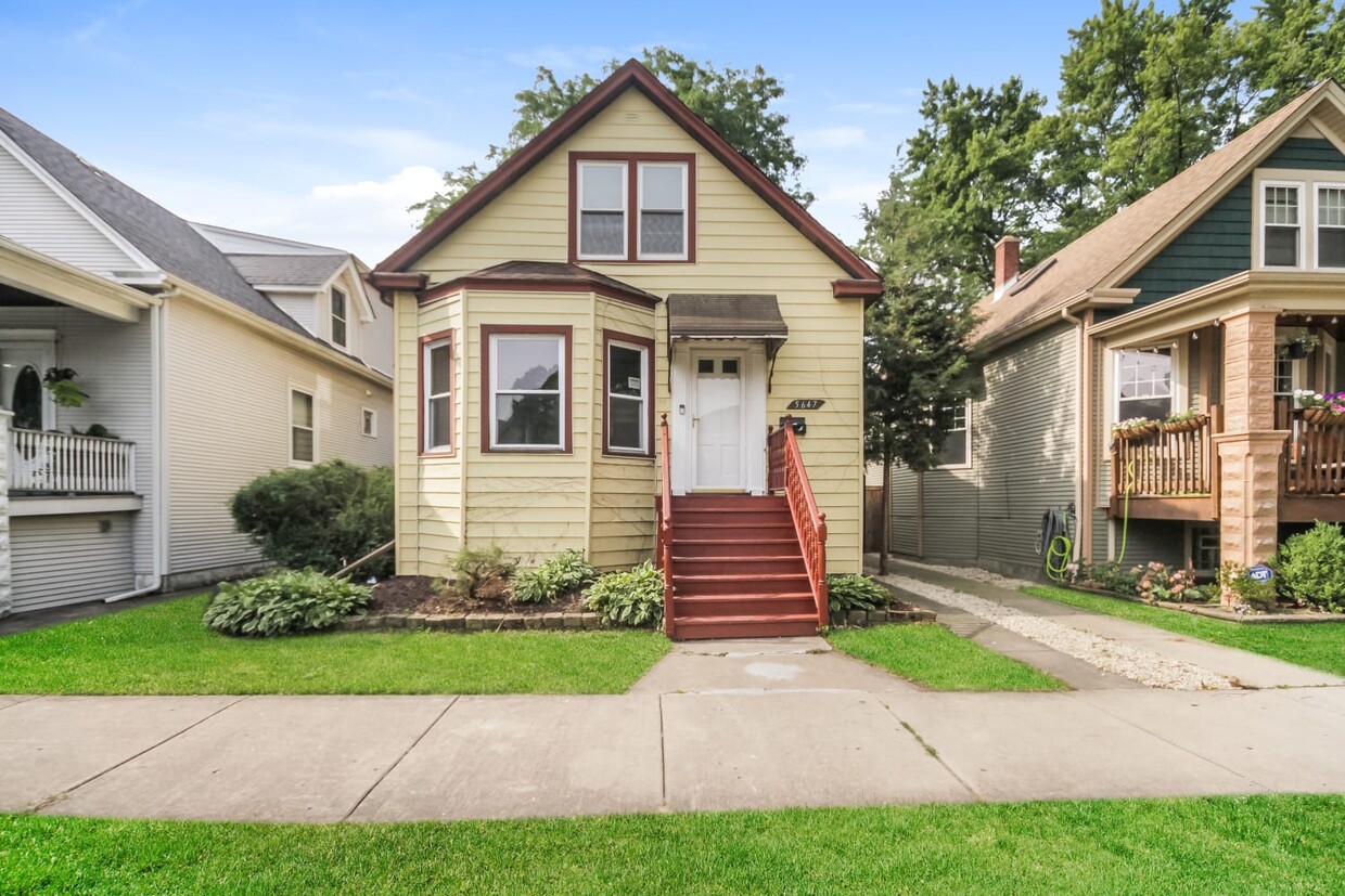 Foto principal - 5647 W Berenice Ave
