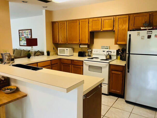 Foto del edificio - 2194 Woodbridge Rd
