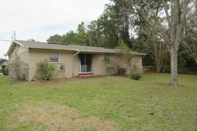 Building Photo - 3 br, 1.5 bath House - 1010 Marblehead
