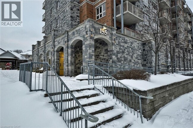 Photo du bâtiment - 155 Water St S