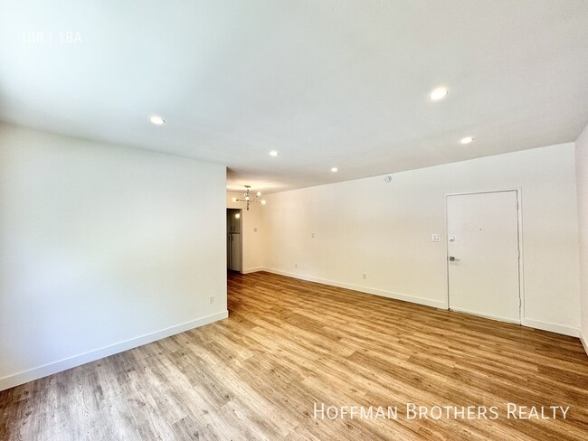 Foto del edificio - 859 S New Hampshire Ave