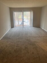 Building Photo - 400 Orchard Trace Ln