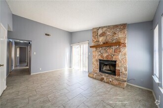 Building Photo - 1212 Bonnie Brae St