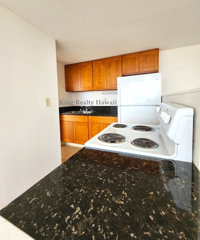Foto del edificio - **Upgraded 1 br / 1ba Great Views,W/D in u...