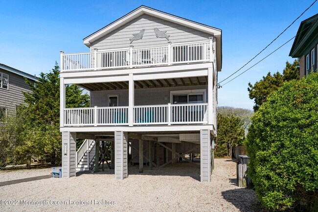 Building Photo - 608 S Atlantic Ave