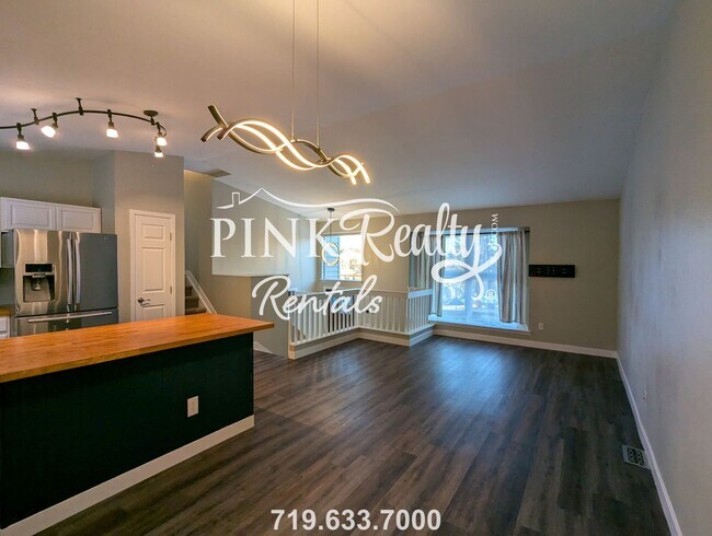 Building Photo - 6541 Charter Dr