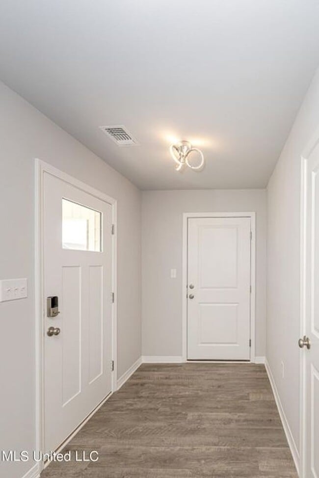 Photo - GORGEOUS HOME FOR RENT