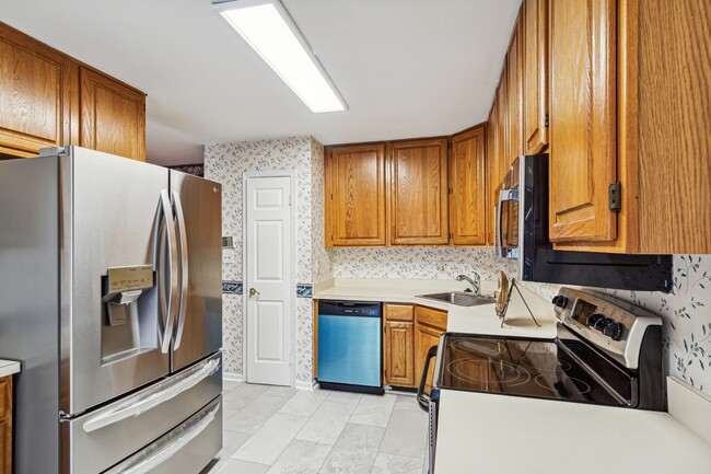 Building Photo - 52 Silver Moon Dr