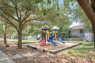 Building Photo - 11800 Grand Rd