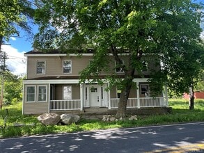 Building Photo - 1445 Burlingham Rd