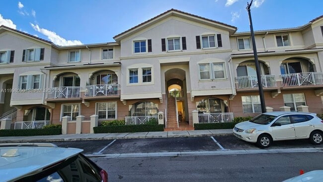 Foto del edificio - 8970 W Flagler St