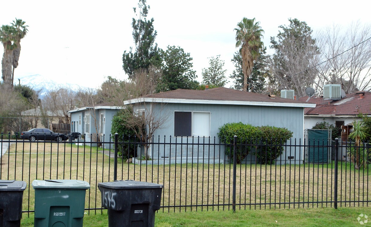 Primary Photo - 1545-1535 N Lugo Ave