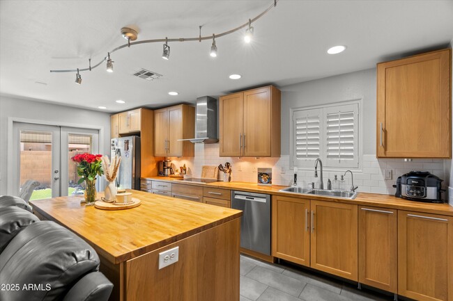 Foto del edificio - 15649 N 29th Pl