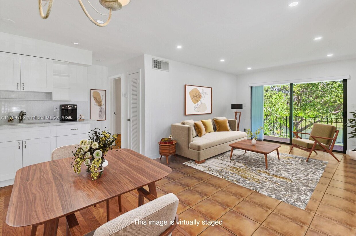 Foto principal - 8701 SW 141st St