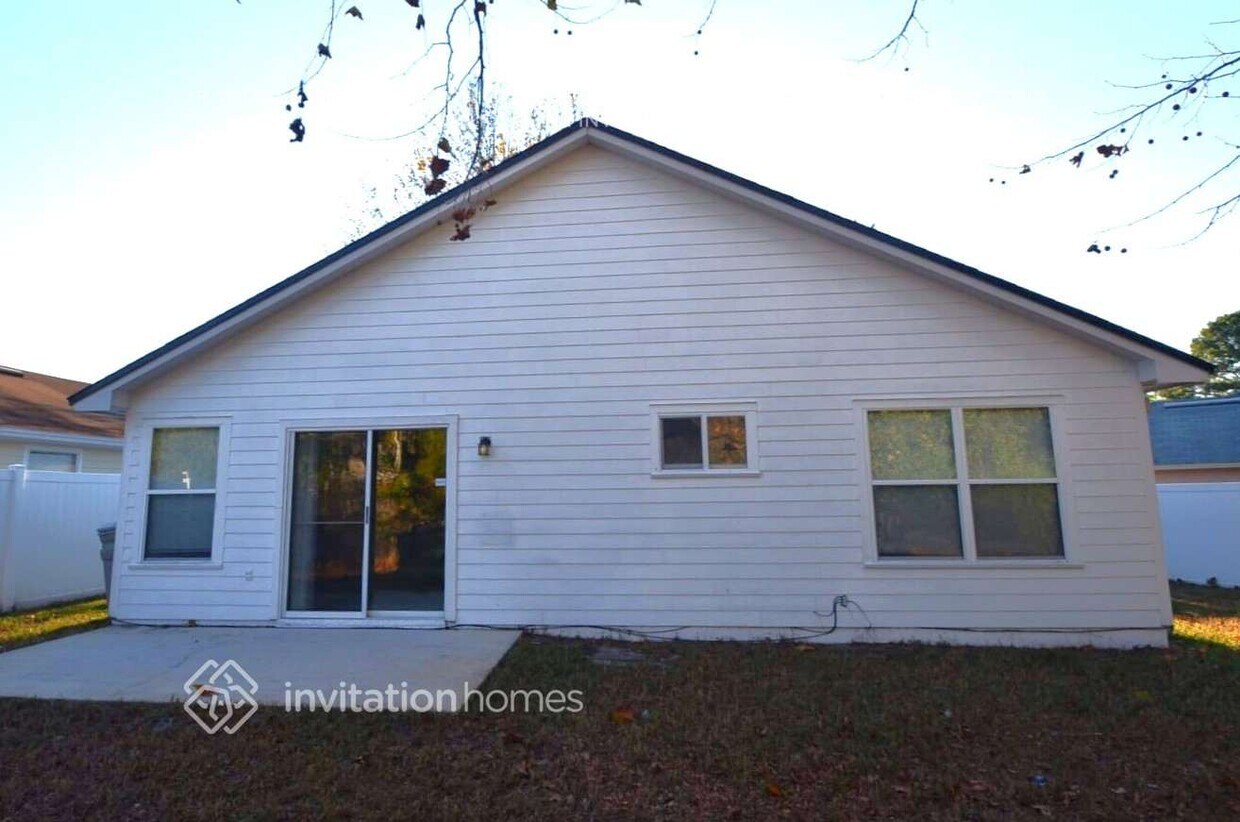 Foto del edificio - 6087 Alpenrose Ave