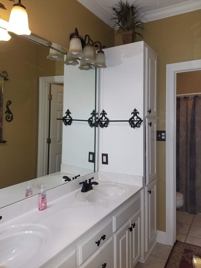 Building Photo - 4 br, 2 bath House - 509 Demery