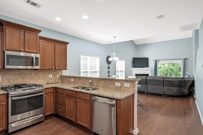 Building Photo - 232 Rivers Edge Cir