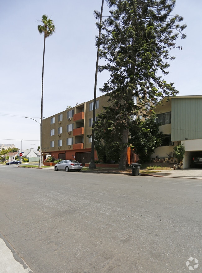 Gramercy Place Rentals Los Angeles, CA