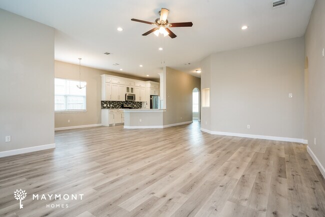 Foto del edificio - 721 Shady Meadow Ln