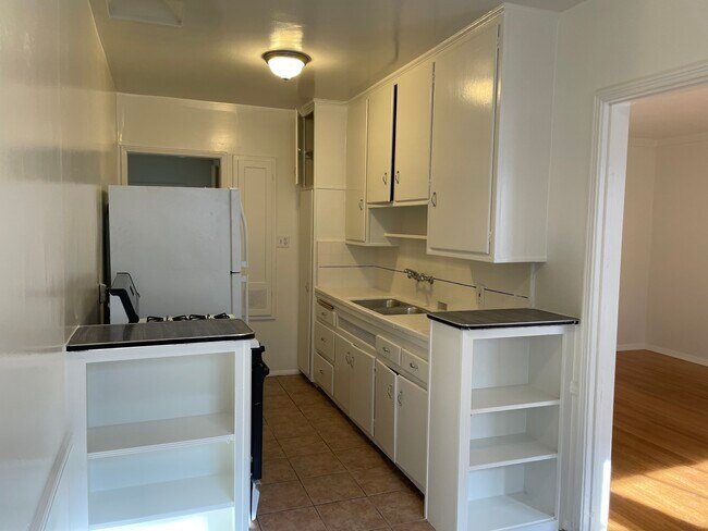 Foto del edificio - 438 S Gramercy Pl