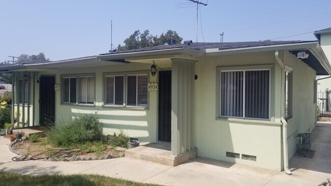 Foto del edificio - 4973 Glen Iris Ave