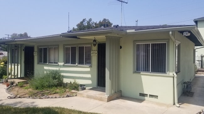 Building Photo - 4973 Glen Iris Ave