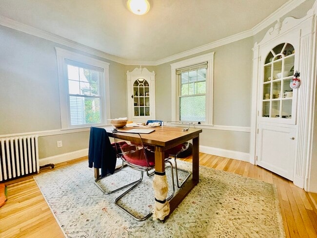 Building Photo - 22 Potomac St