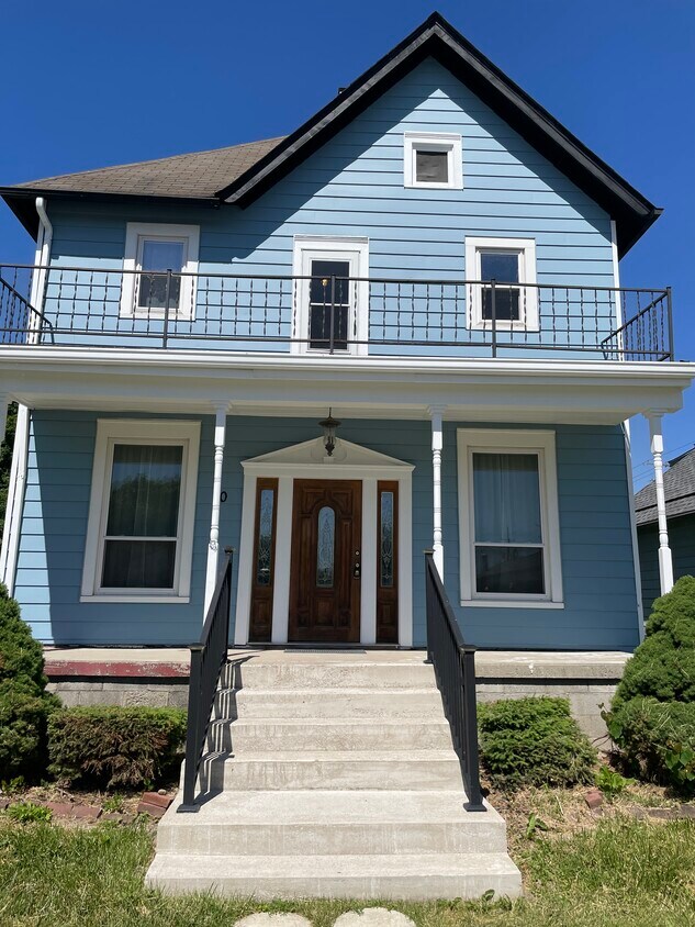 Primary Photo - 70 Washington Ave