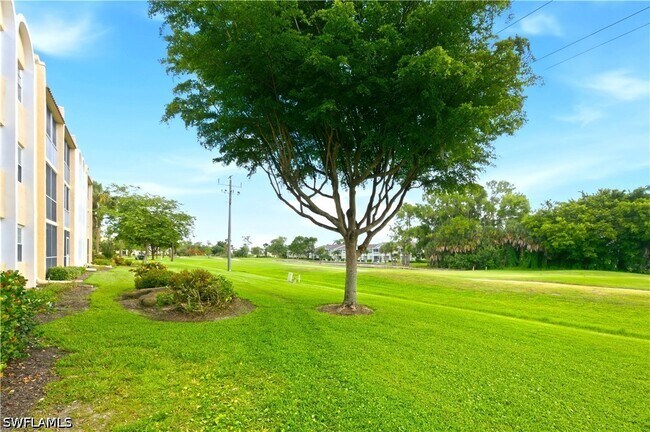 Building Photo - 1083 Forest Lakes Dr