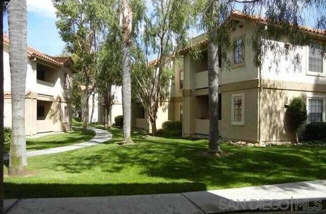 Building Photo - 10313 Azuaga St