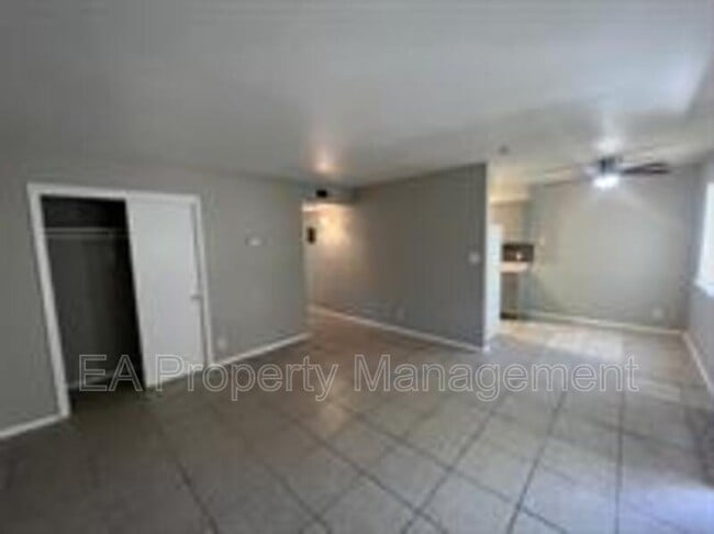 Foto del edificio - 12809 Dorado Dr SE