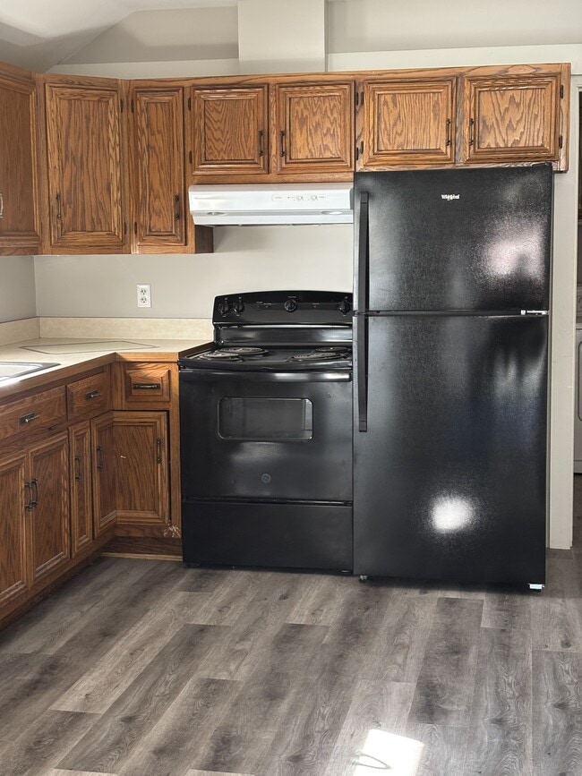 Building Photo - 218 N 3rd St