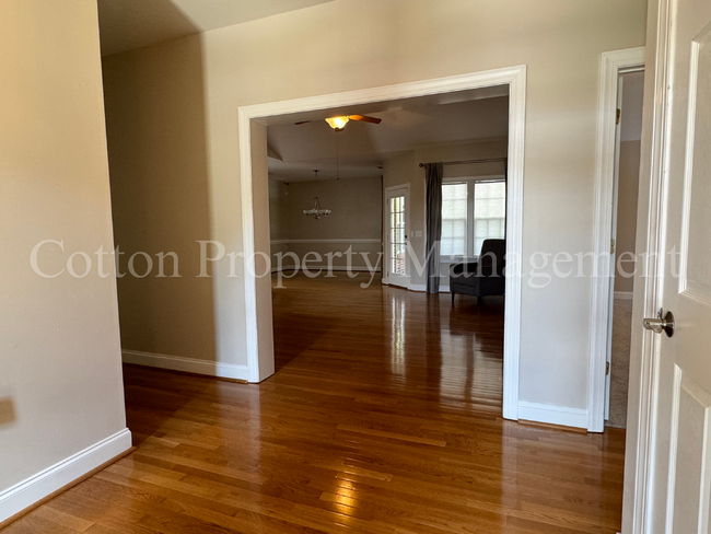 Building Photo - 3BR/2BA home in Marsh Oaks/Marymount commu...