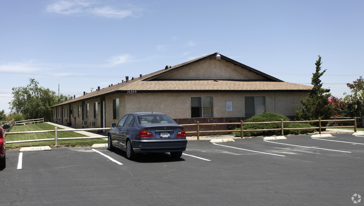 Building Photo - 16388 Sequoia Ave