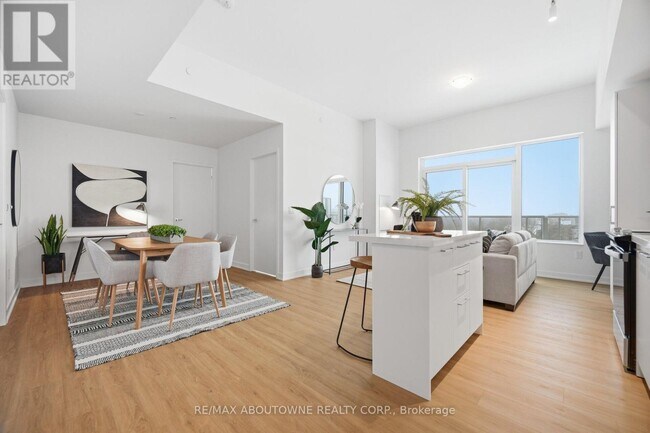 Building Photo - 500 Plains Rd E