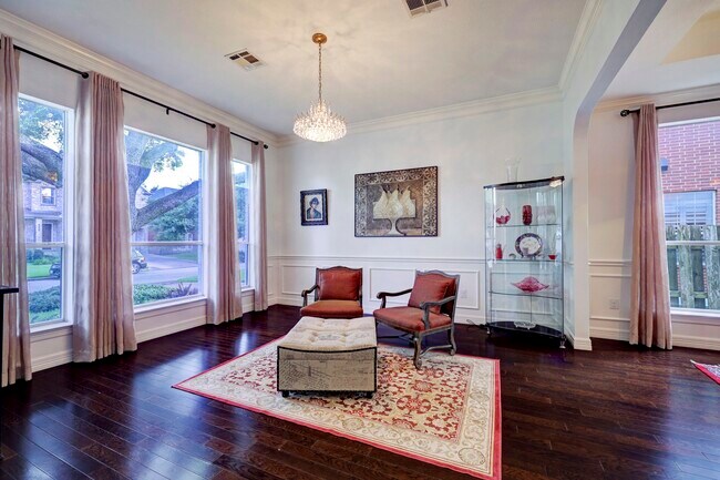 Building Photo - 4402 Holt St
